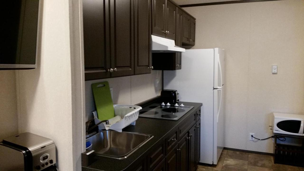 Shaunavon Bear'S Den Lodge מראה חיצוני תמונה