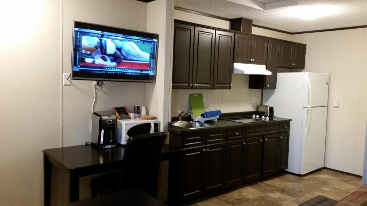 Shaunavon Bear'S Den Lodge מראה חיצוני תמונה